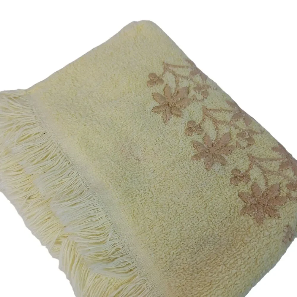Dundee Yellow Embroidered Hand towel Daisy Cotton Regency Fringe USA 15x23